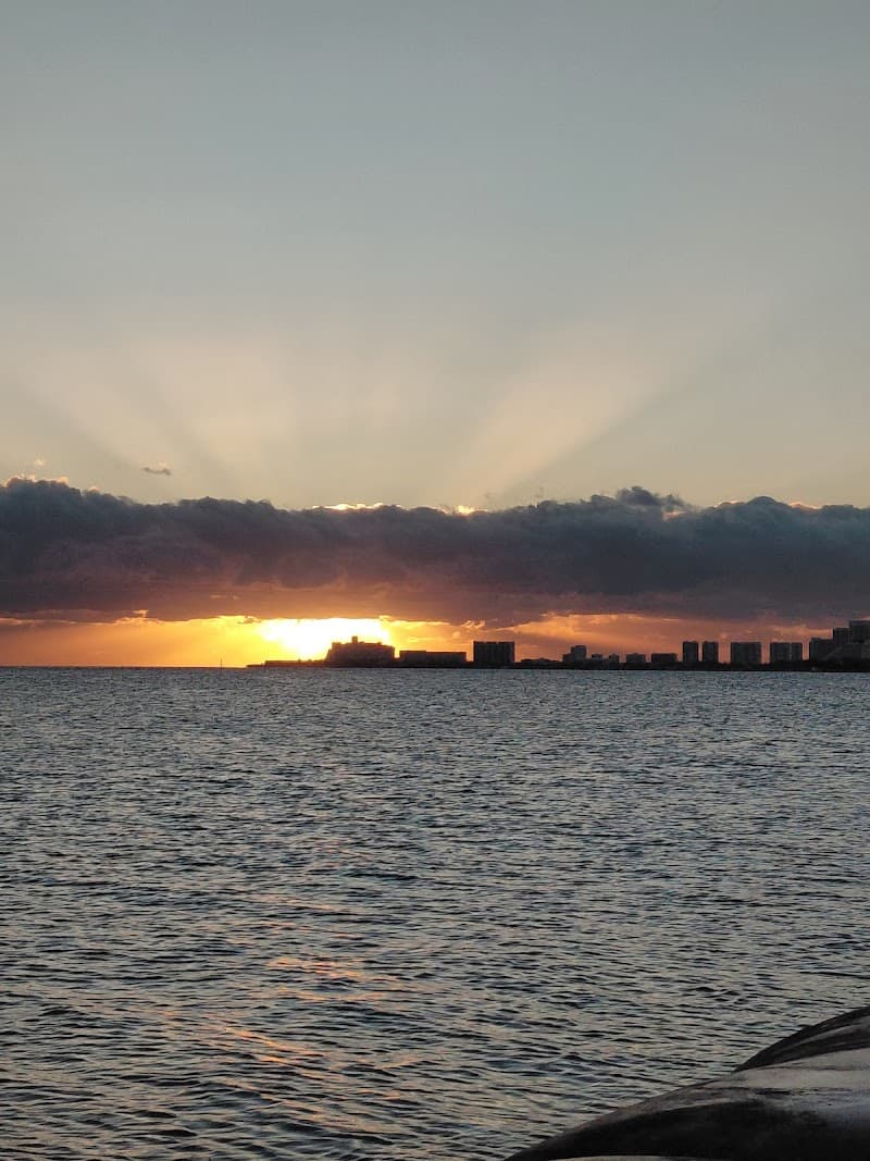 Puerto Cancún Beach Club Access (public section)