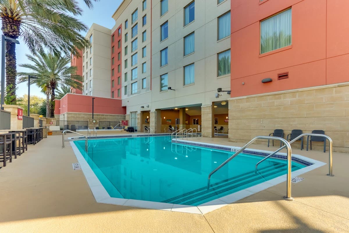 Quality Inn & Suites near Universal Orlando