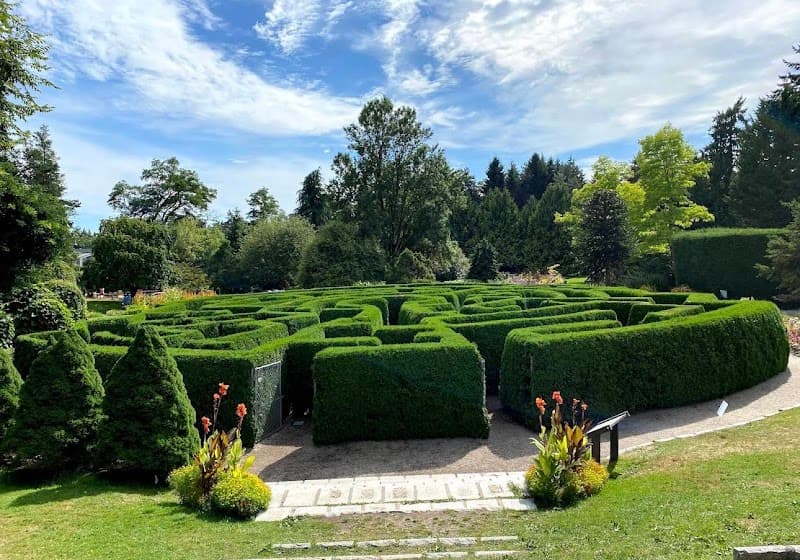 Queen Elizabeth Park & VanDusen Botanical Garden