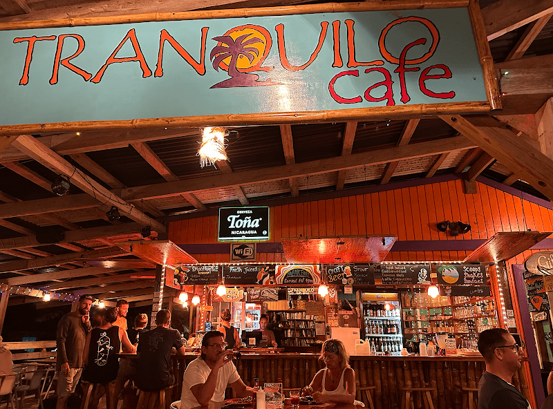 Quick Bite at Tranquilo Café (Pre‑Departure)