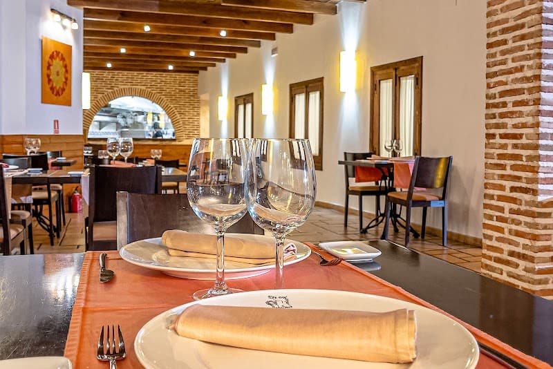 Romantic Toledo: Moorish Lanes, River Views & Wild Greens