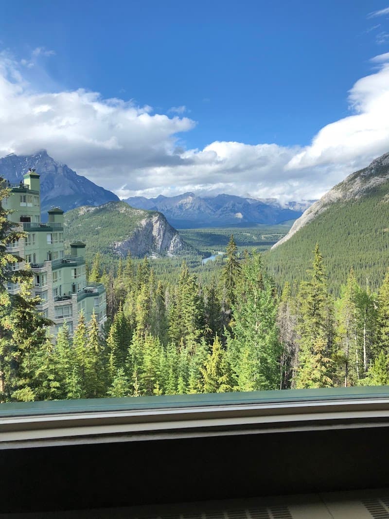 Rimrock Resort Hotel