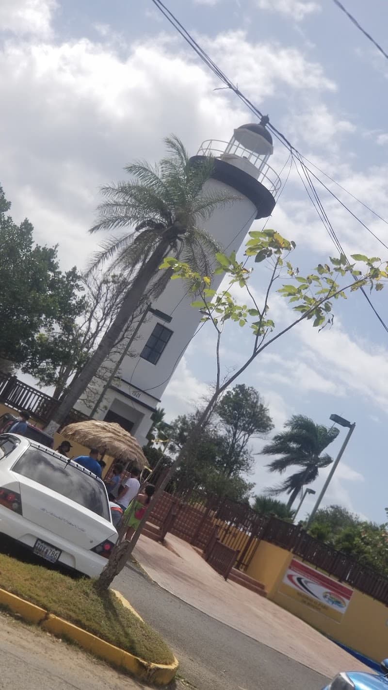 Rincón Nightlife Bars