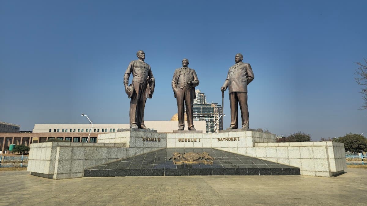 River Walk & Three Dikgosi Monument