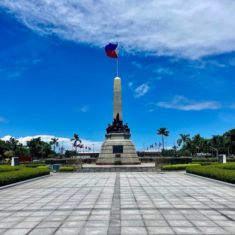 7 Wild Days in Manila: Jungles, Rivers & Old Walls