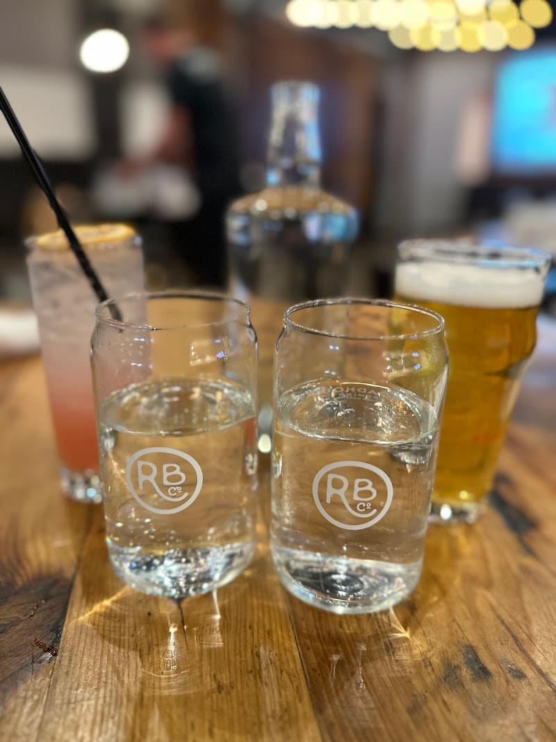 Roadhouse Brewing Co. Pub & Eatery