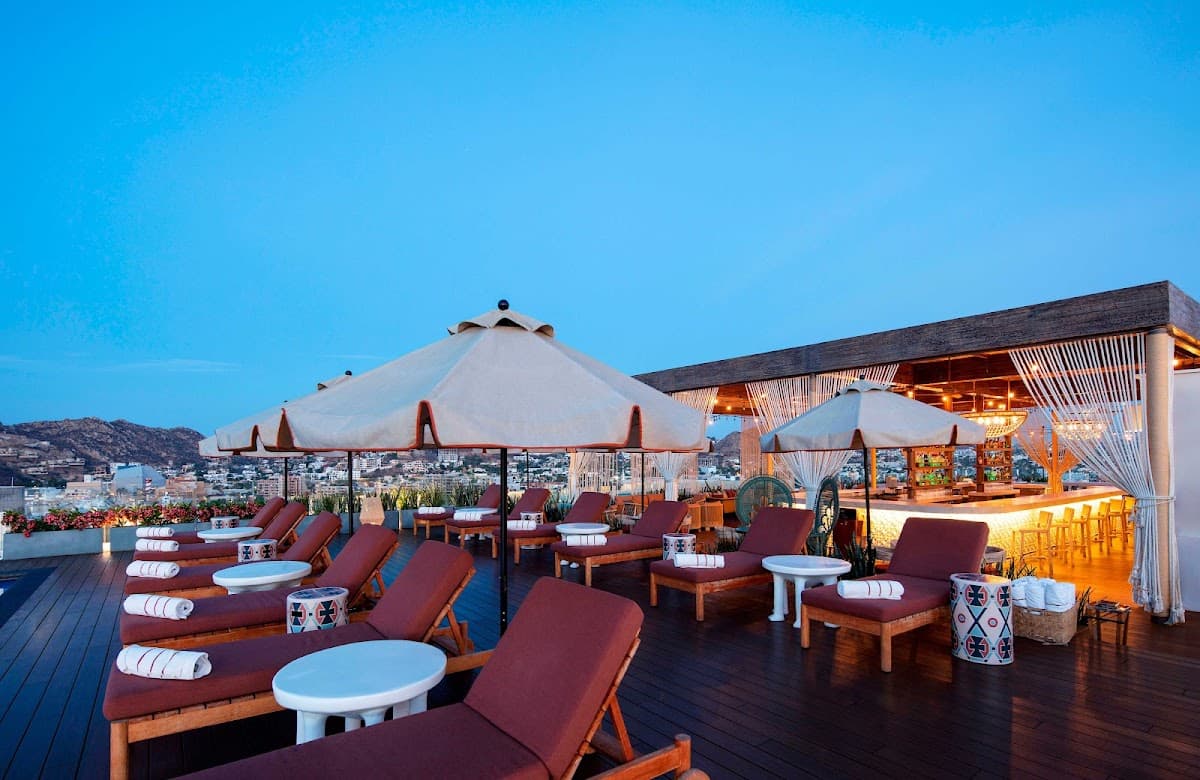 Rooftop 360 Lounge
