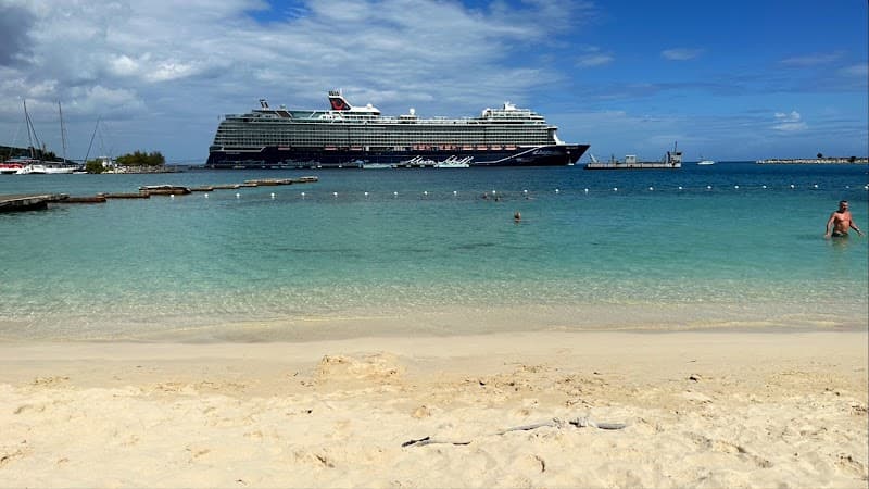 Rooms Ocho Rios (by the Beach)