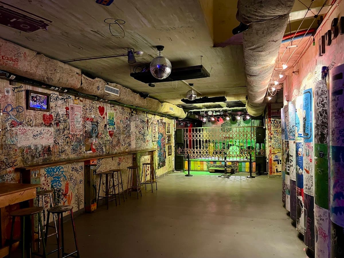 Ruin Bars & Live Music
