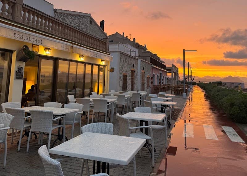 Sa Cova Café & Seafood