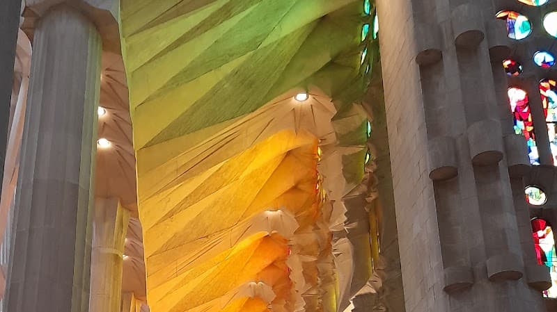 Sagrada Familia Skip-the-Line Tour