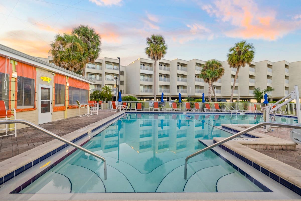 Sailport Waterfront Suites