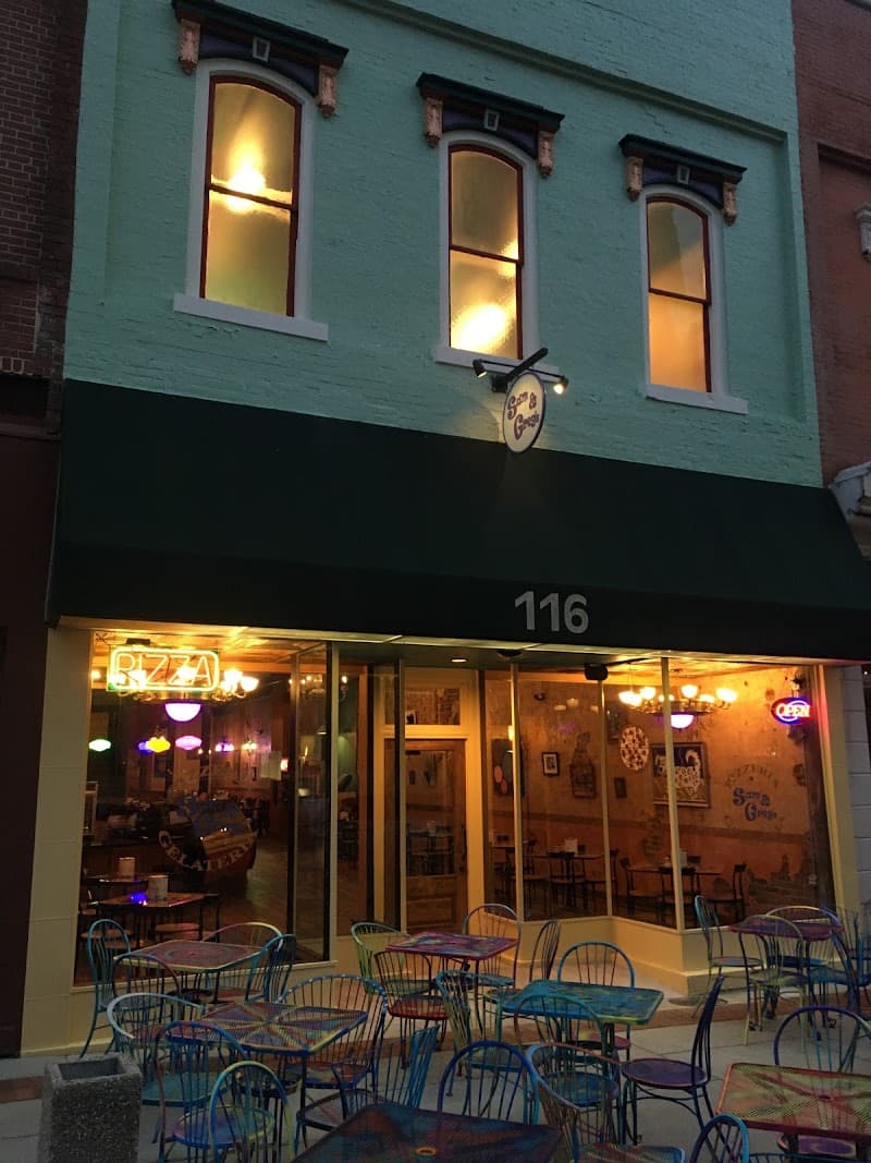 Sam & Greg’s Pizzeria/Gelateria (Vegetarian Pizza)