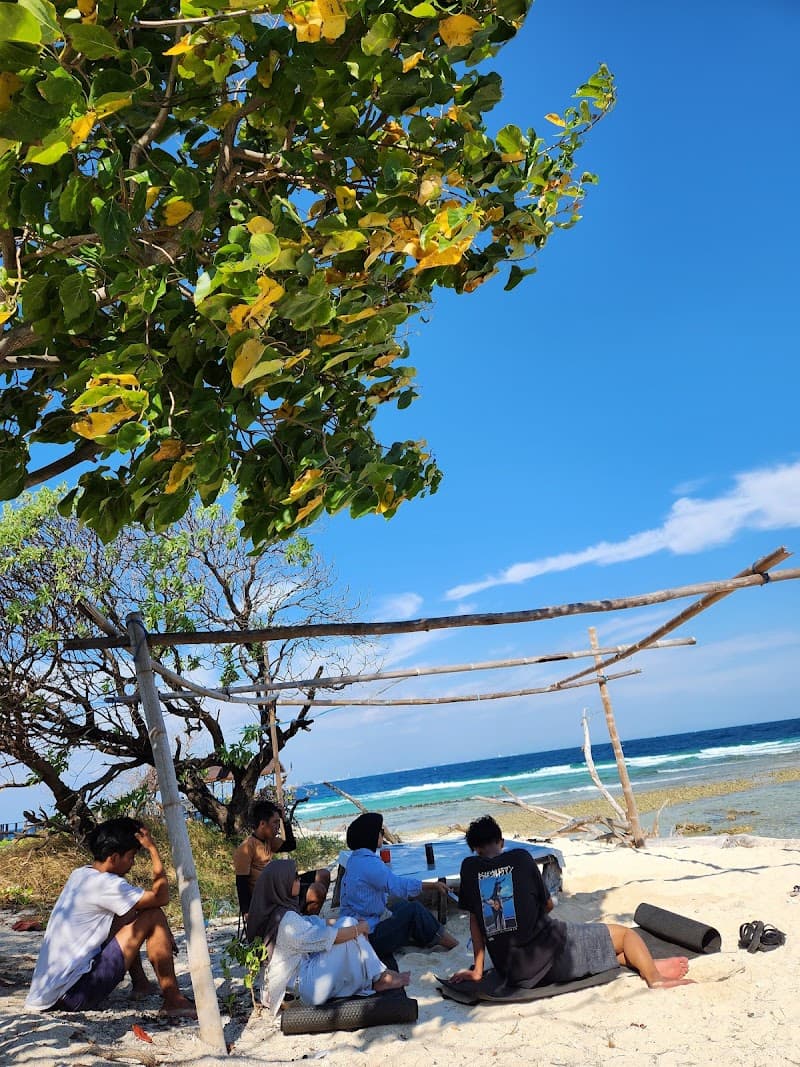 Samalona & Kodingareng Keke Island Hopping
