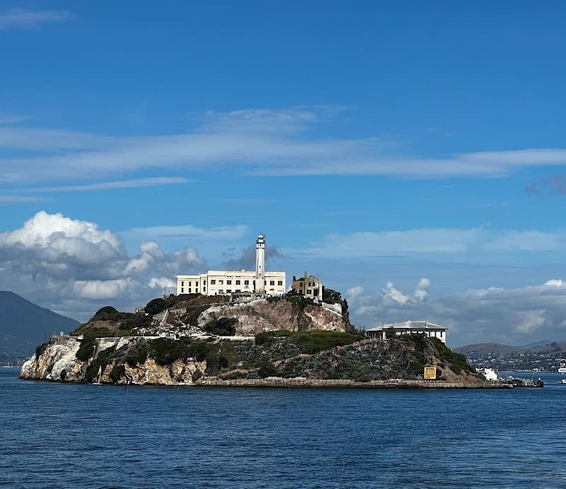 San Francisco Bay Cruise (Golden Gate & Alcatraz Views)