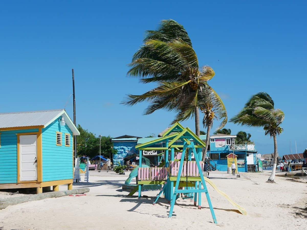 San Pedro Escape: Beach, Bites & Island Bliss