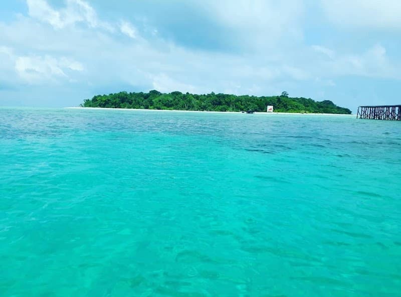 Sangalaki Island Turtle Hatchery Visit
