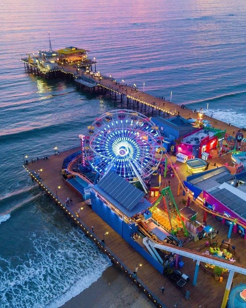 Santa Monica Beach & Pier
