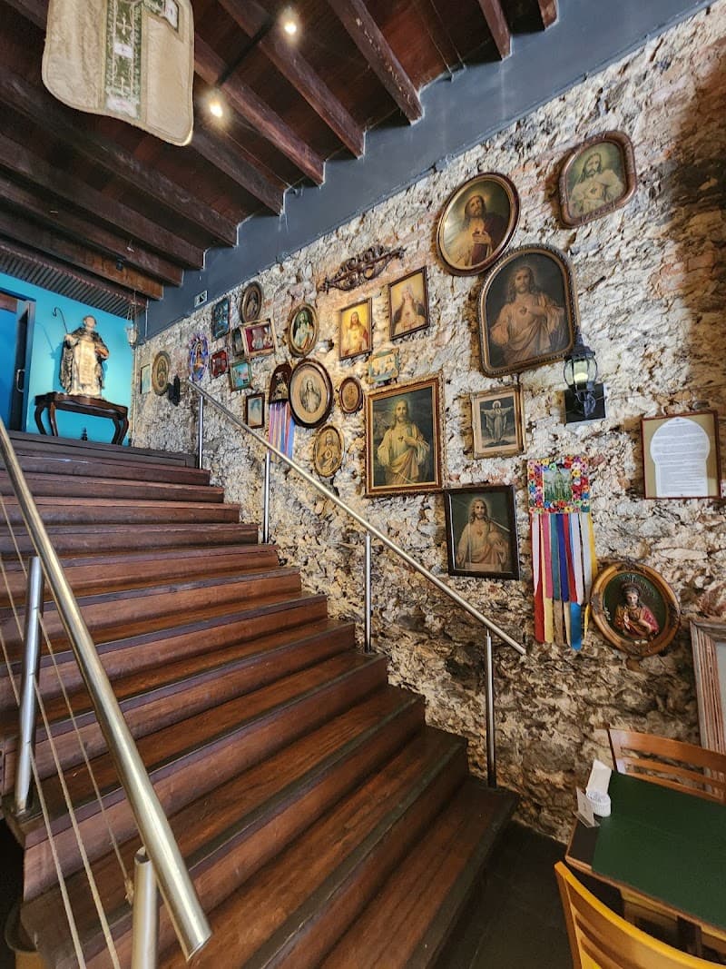 Santo Scenarium