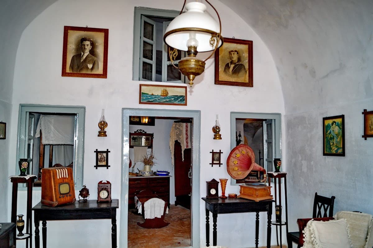 Santorini Folklore Museum