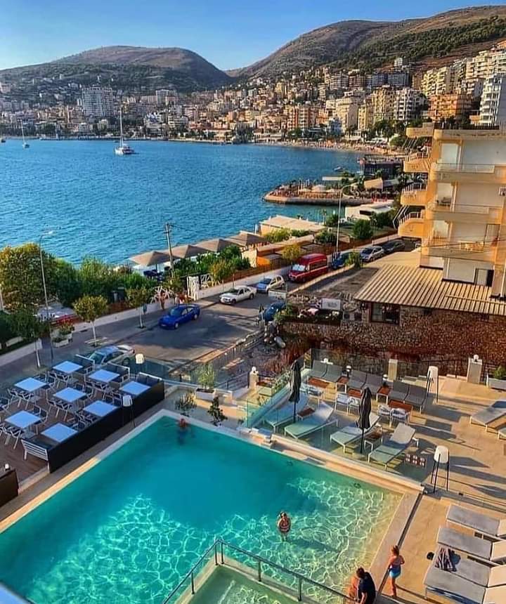 Sarandë Seafront Grill