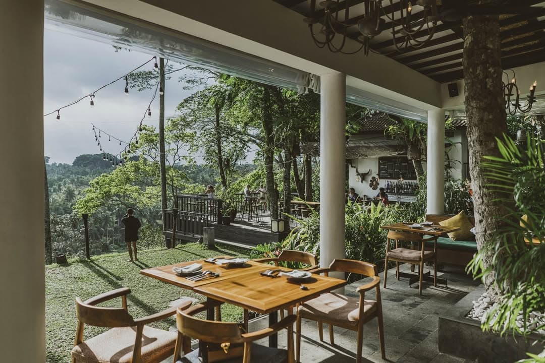 Sayan House