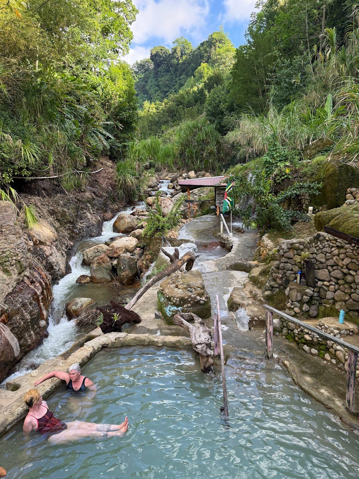 Screw's Sulphur Spa Cuisine