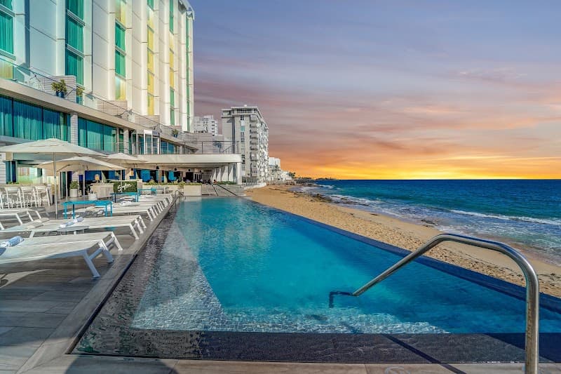 Serafina Beach Hotel Restaurant