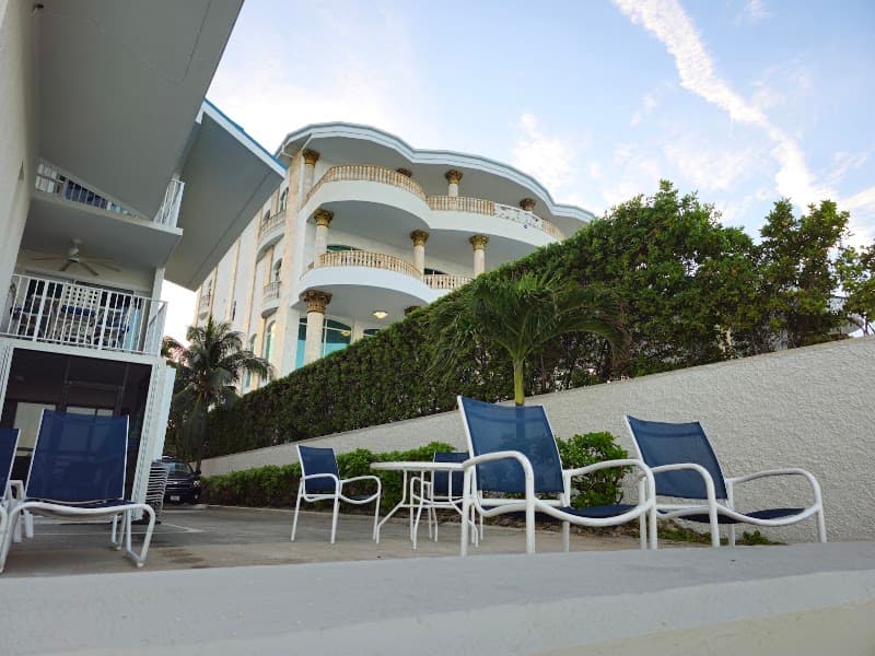Seven Mile Beach Resort & Club Beach Access