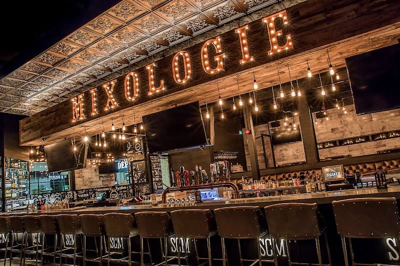 Shaker Cuisine & Mixologie