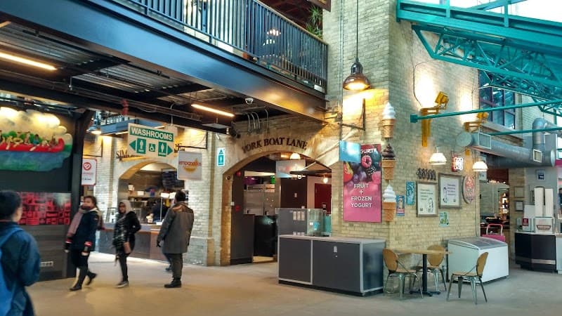 Wild Green Getaway: 7 Romantic Days in Winnipeg