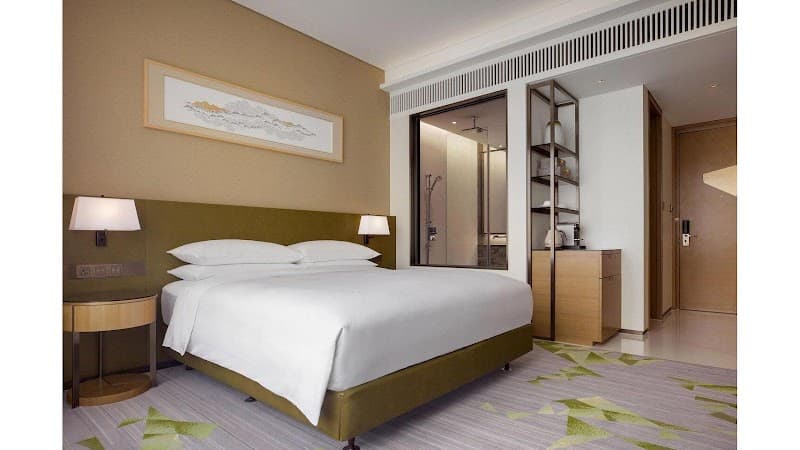 Sheraton Hong Kong Tung Chung Hotel