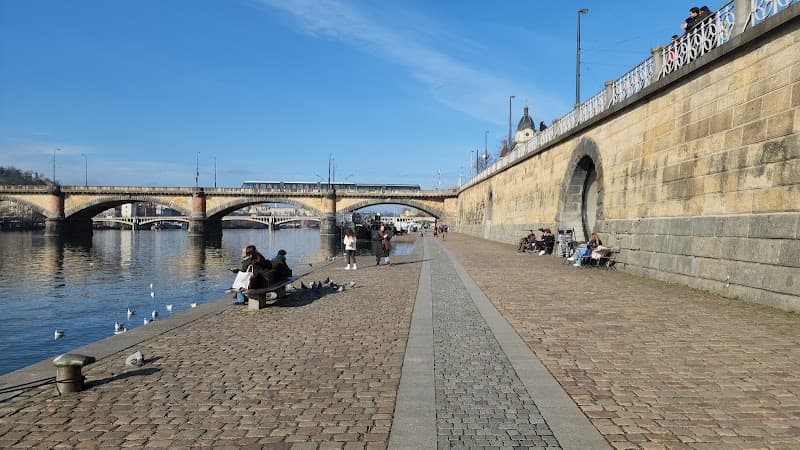 Short Vltava Riverside Walk (Podolí or Náplavka)