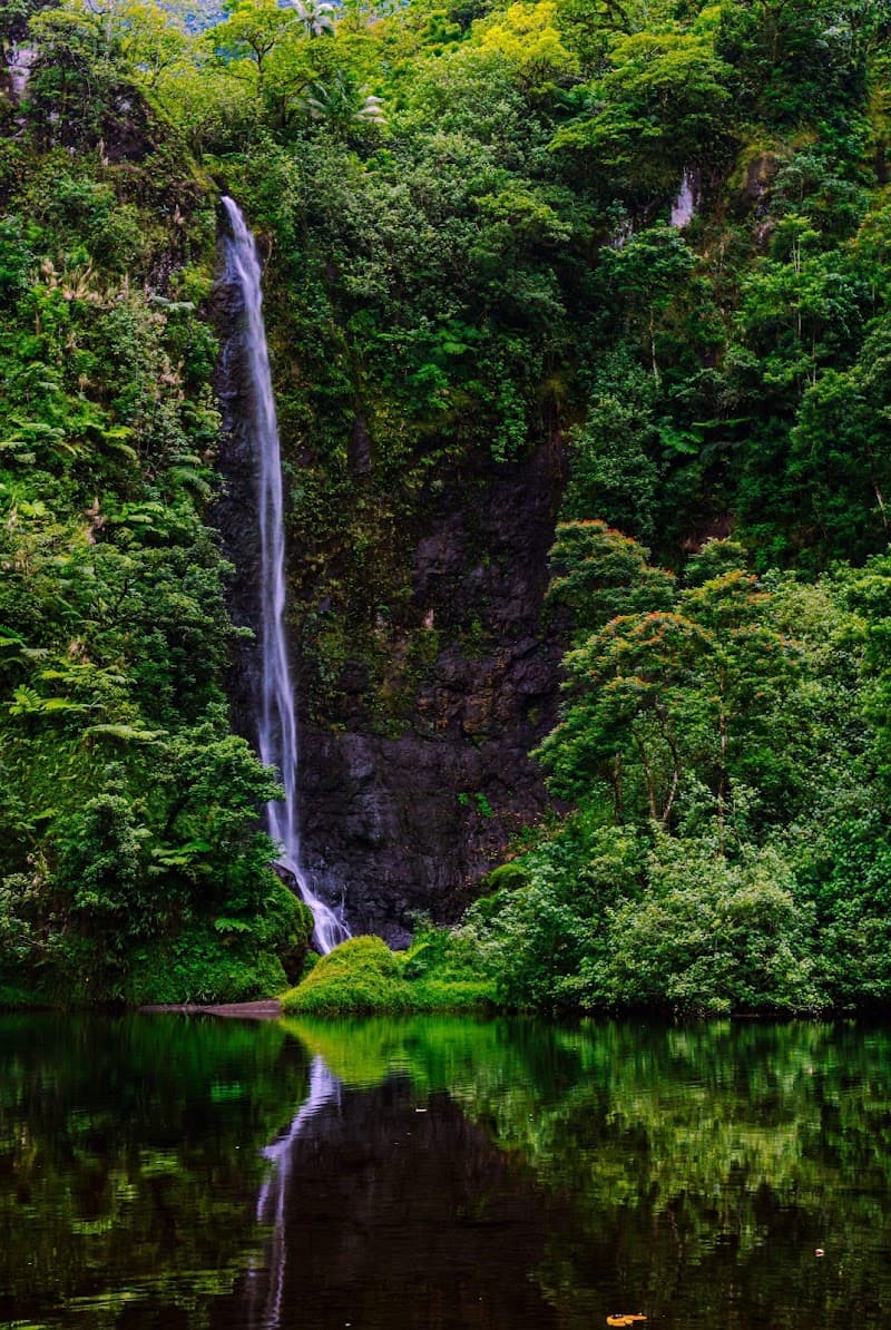 Short Waterfall Hikes in Papeno’o Area
