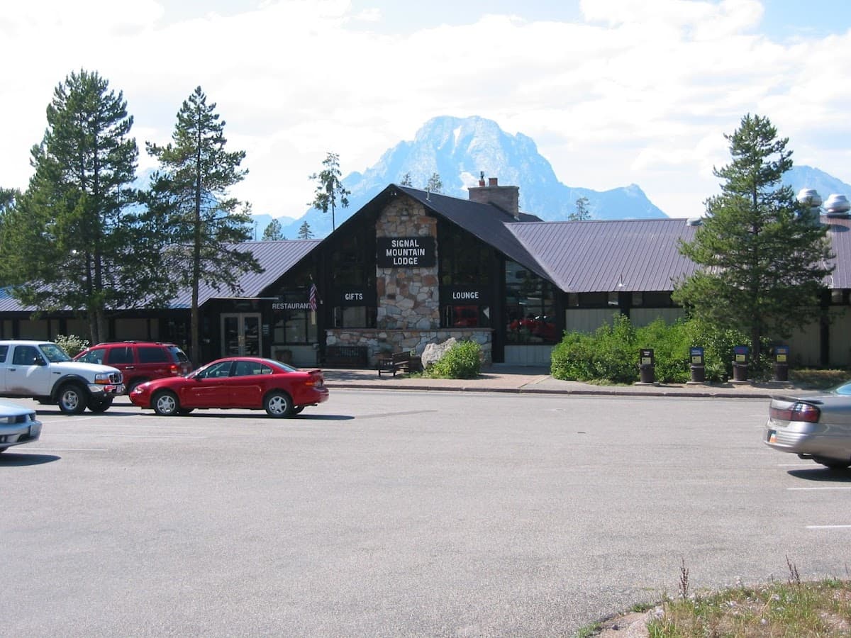 Signal Mountain Lodge