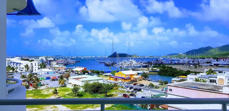Simpson Bay Lagoon & Marina Stroll
