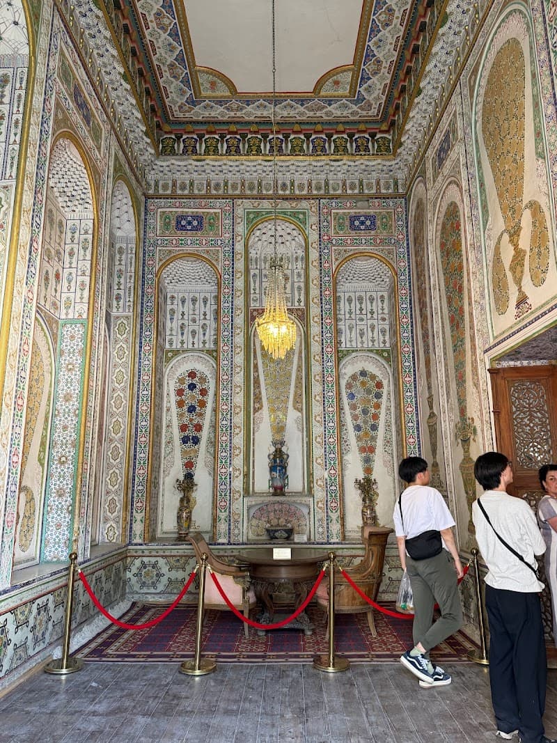 Sitorai Mohi-Khosa Summer Palace