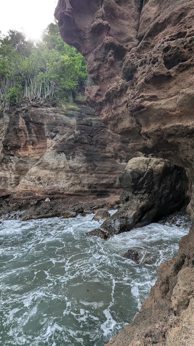 Smugglers Cove Beach