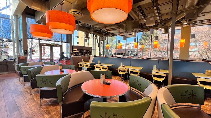 Snooze an A.M. Eatery