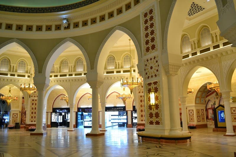 Souk Al Bahar Stroll