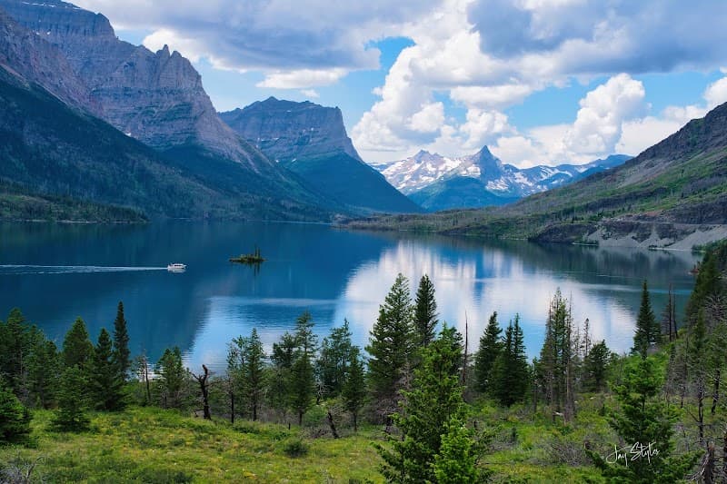 St. Mary Lake Viewpoints