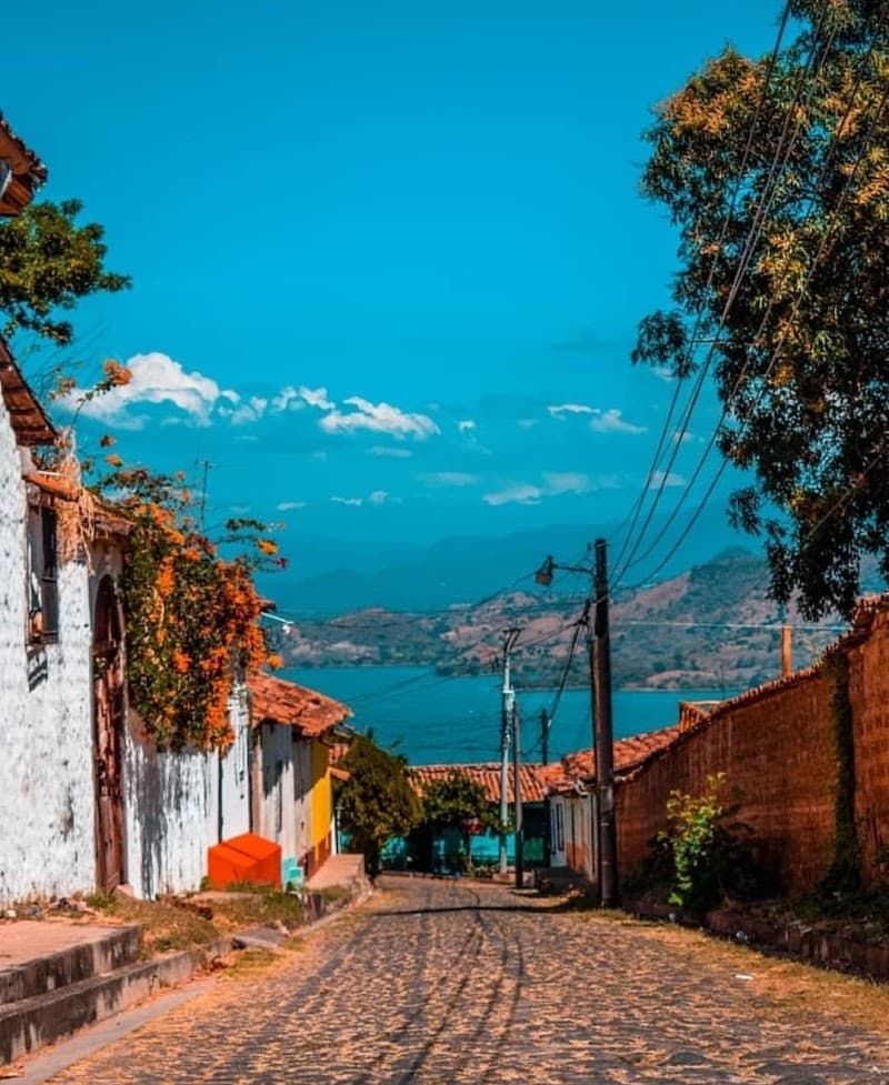 Suchitoto Historic Streets