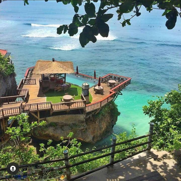 Suluban Beach (Blue Point)