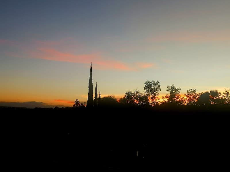 Sunset Return Walk to Centro via Calzada de la Aurora