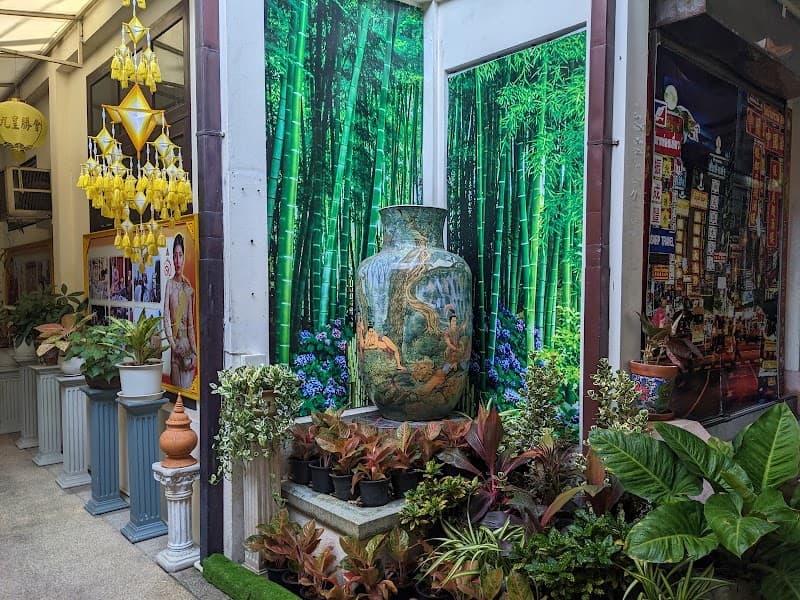 Day 3: Bangkok's Hidden Gems & River Life