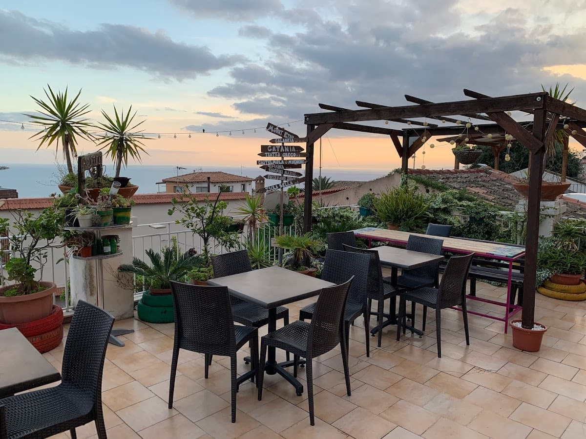 Taormina Backpackers Hostel