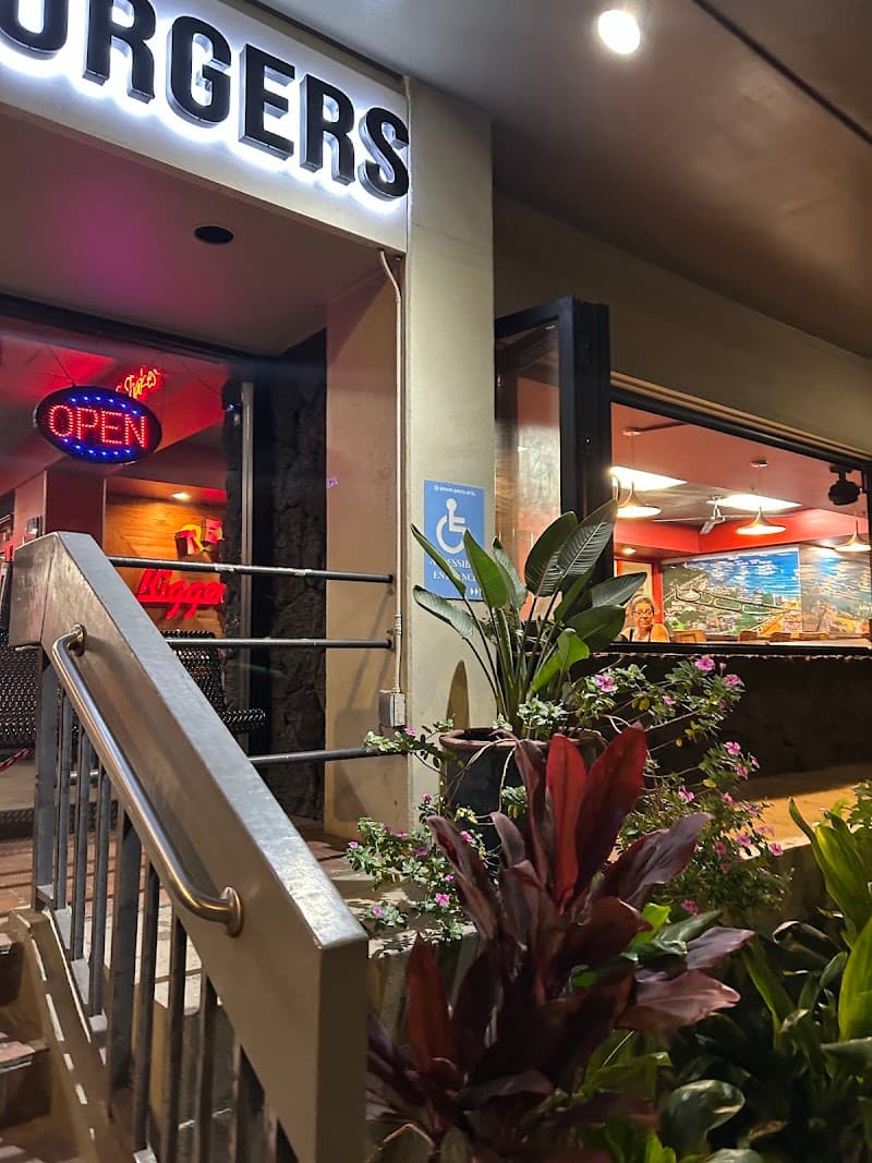 Teddy’s Bigger Burgers (Kapahulu) – Veggie & Fish Options