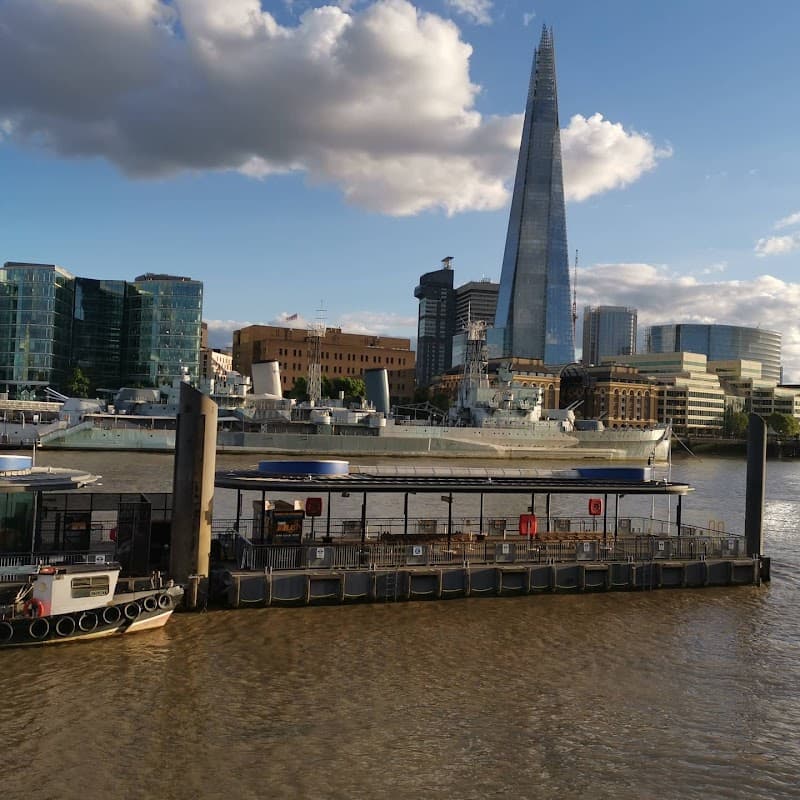 Thames Path Evening Walk (South Bank to Waterloo)