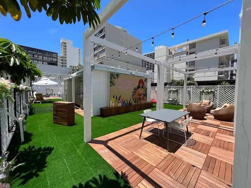 The Beach Waikiki Boutique Hostel by ALOH