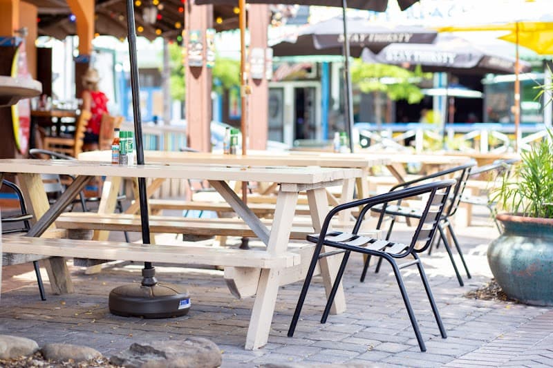 The Hub Baja Grill (vegetarian-focused ordering)